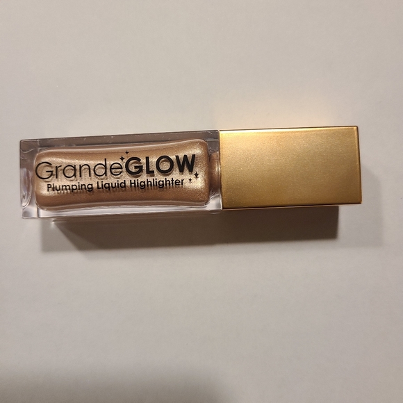 GrandeGLOW Plumping Liquid Highlighter - Picture 3 of 3
